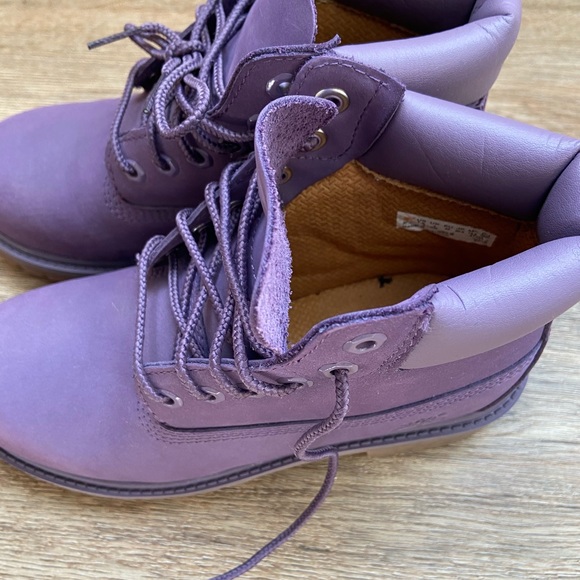 Sold Out Purple Timberland Boots 1.5 youth size . - Picture 9 of 9